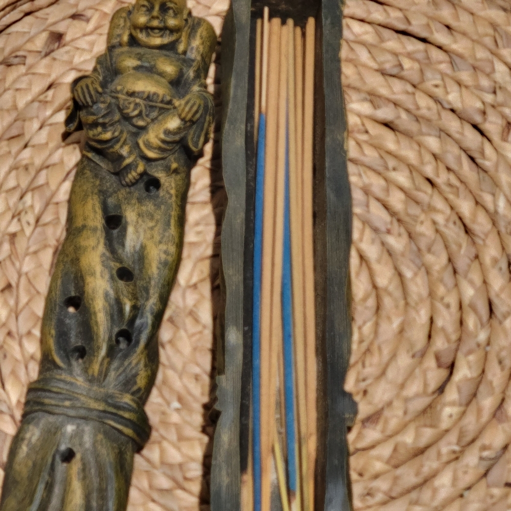 Chinese Buddah meditation incense burner brown poly resin - Picture 6 of 8